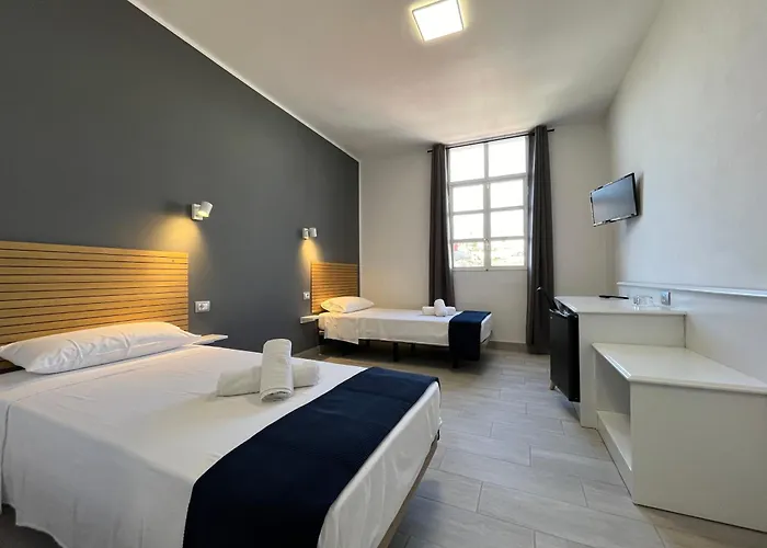 Cassandra Hotel