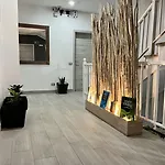 Cassandra فندق