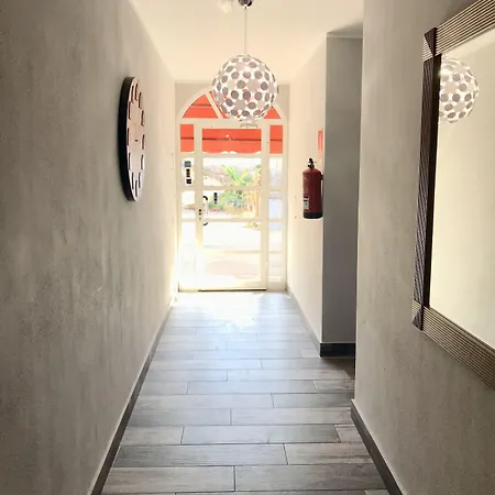 Hotel Cassandra Buzanada