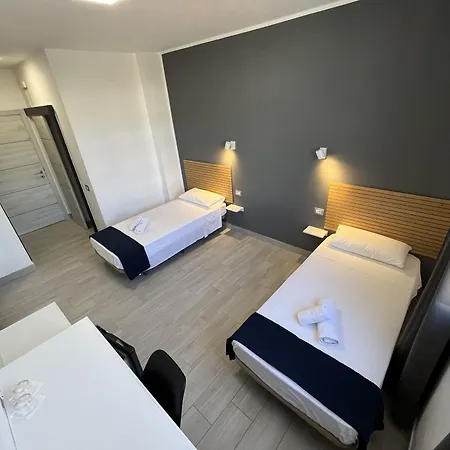 Cassandra Hotel Buzanada